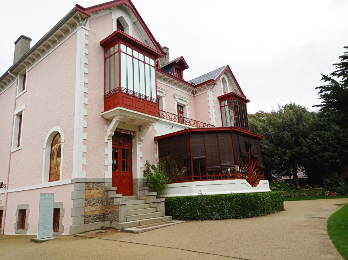 Maison De La Besliere Meuble De Tourisme 2 Etoiles Folligny 외부 사진