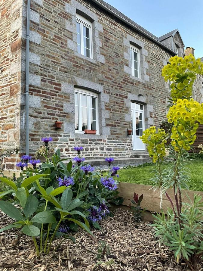 Maison De La Besliere Meuble De Tourisme 2 Etoiles Folligny 외부 사진